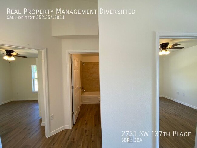 Building Photo - 2731 SW 137th Pl