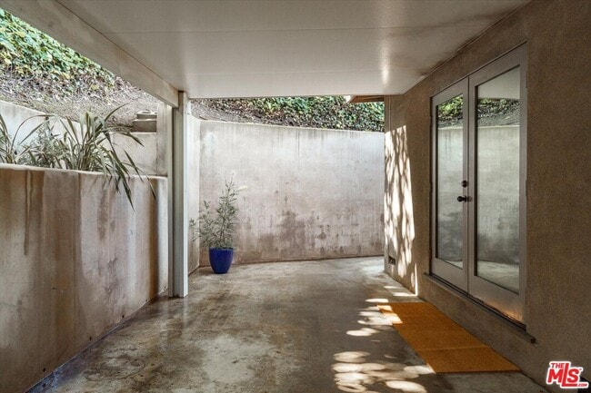 Building Photo - 2051 Kenilworth Ave