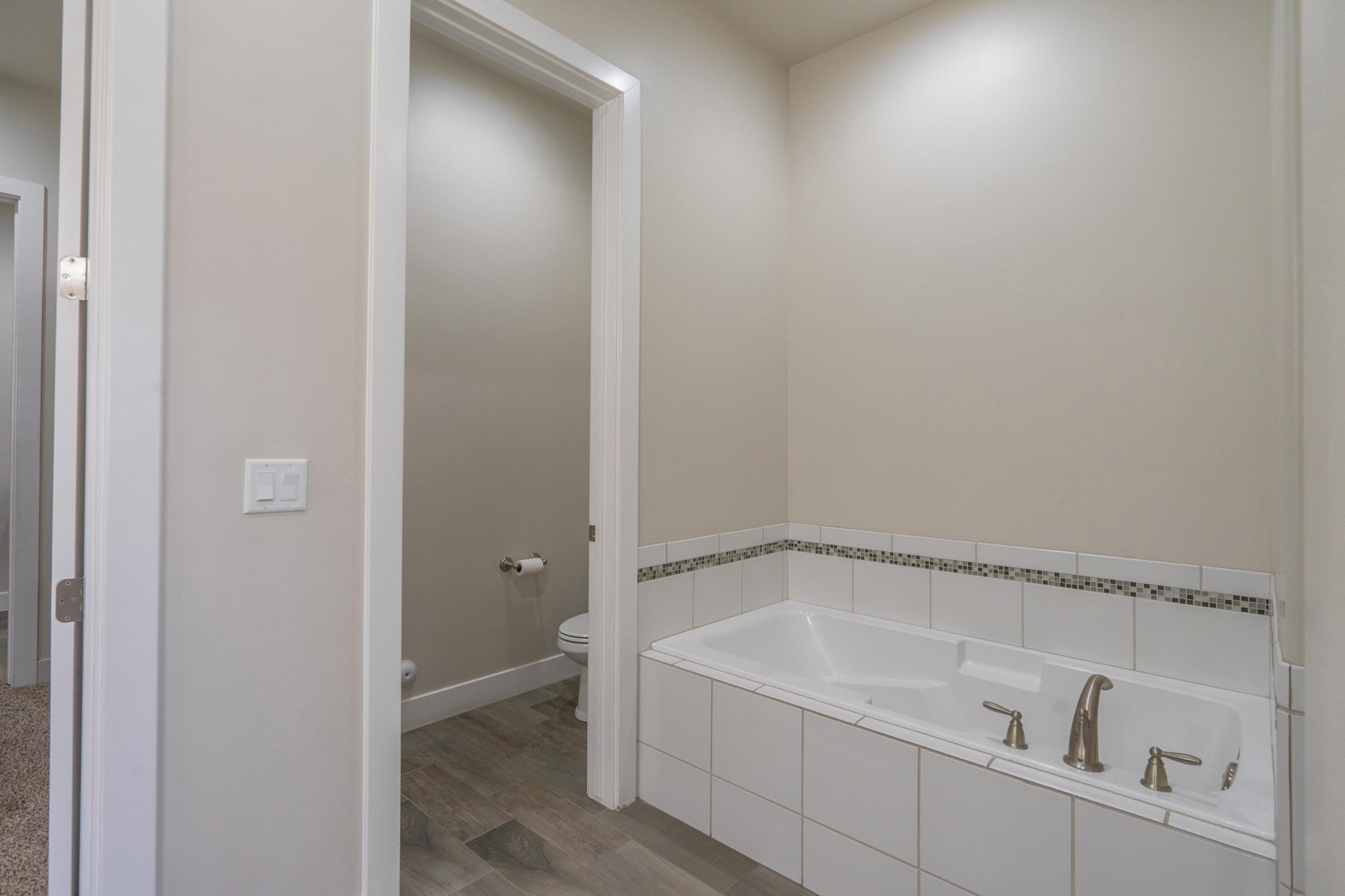 Building Photo - 4254 E Razor Ridge Dr