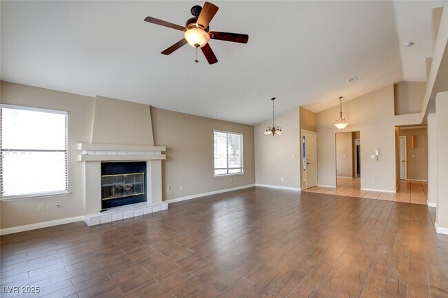 Building Photo - 5257 Crooked Valley Dr
