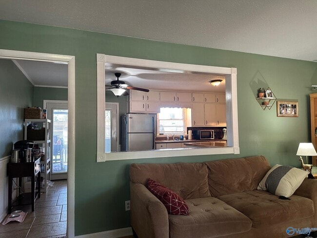 Building Photo - 306 Jack Coleman Dr NW