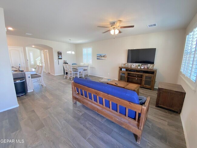 Building Photo - 7421 Eagle Vista Dr