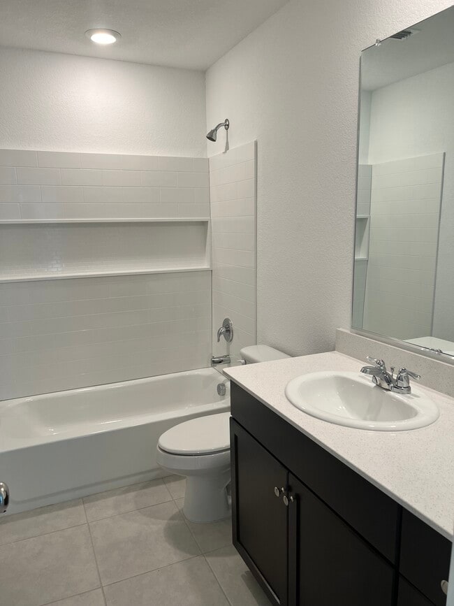 Building Photo - 2649 Kingsman Dr