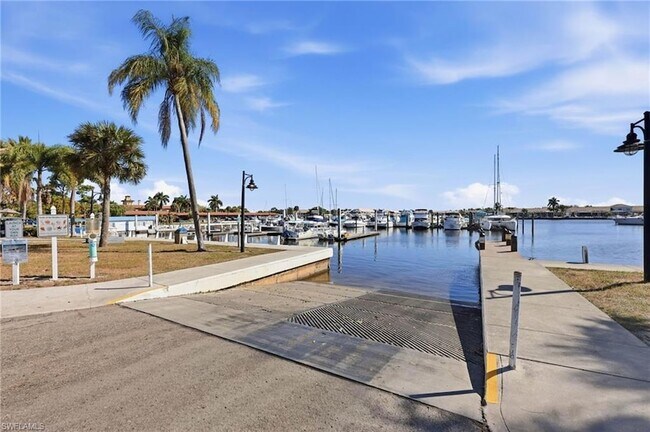 Building Photo - 25000 Tamiami Trl E