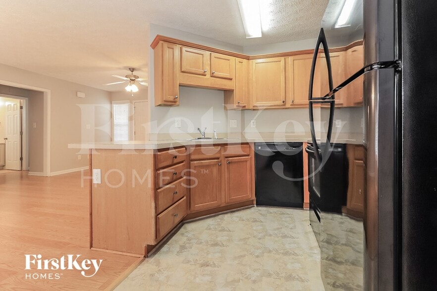 Building Photo - 1236 McPherson Church Rd