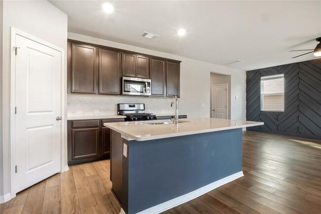 Building Photo - 13114 Brave Tenderfoot Trl