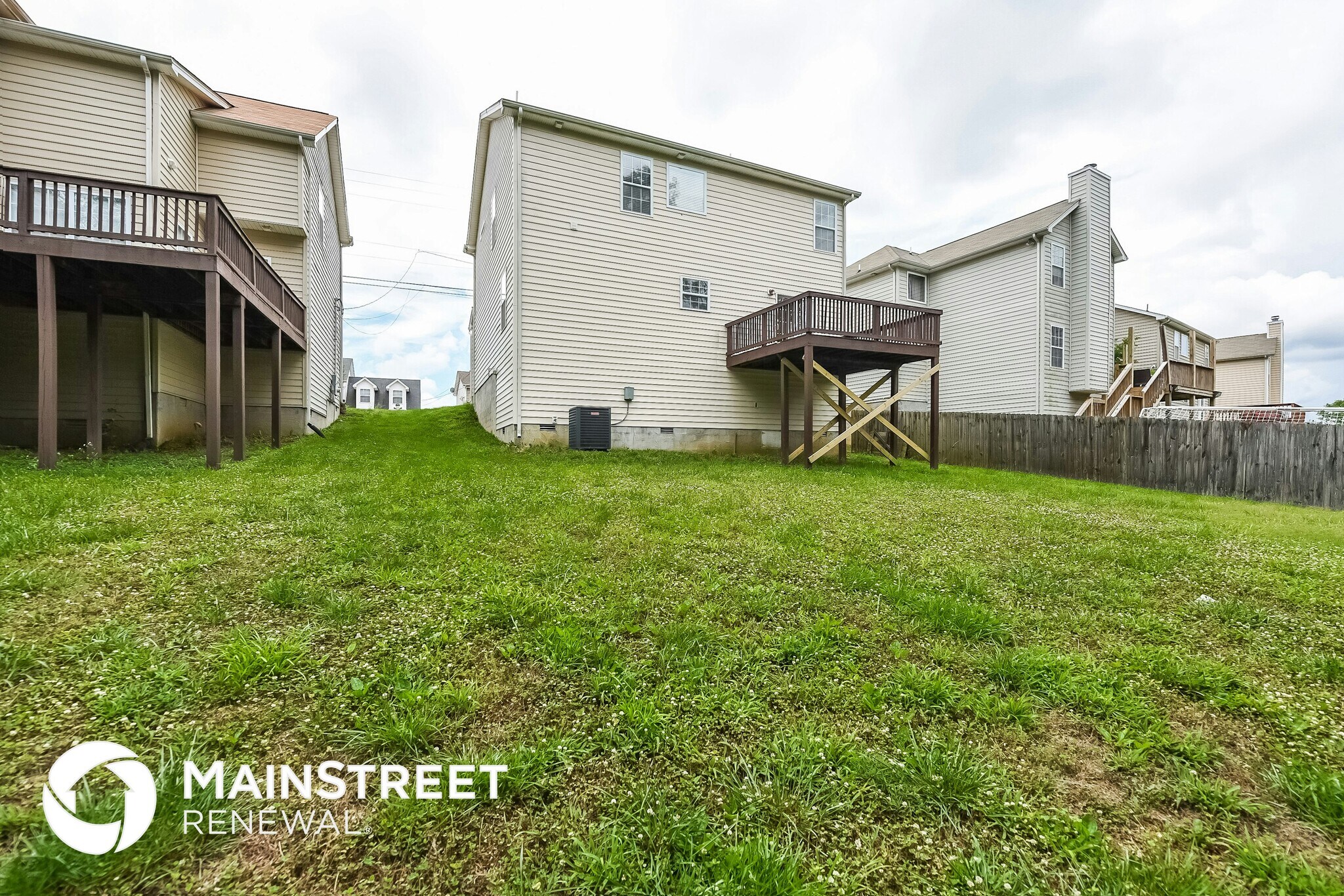 Building Photo - 7241 Legacy Dr