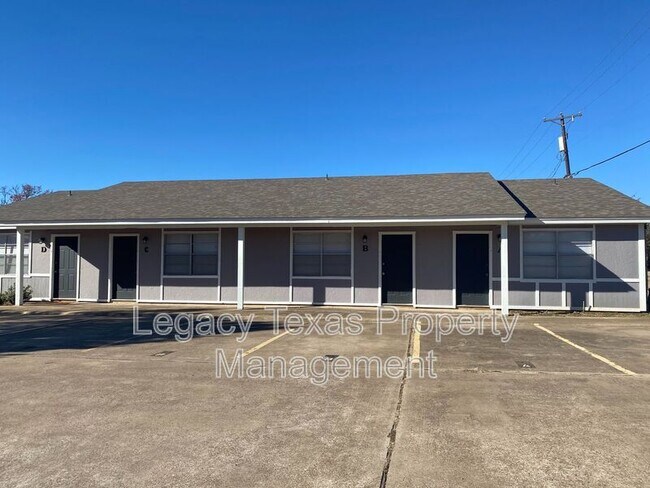 Primary Photo - 1419 W Kilpatrick St