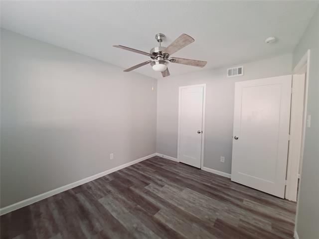 Building Photo - 817 Bluebird Dr