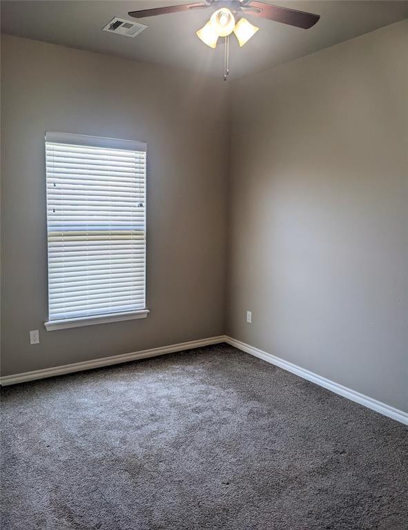 Building Photo - 3400 Lyric St