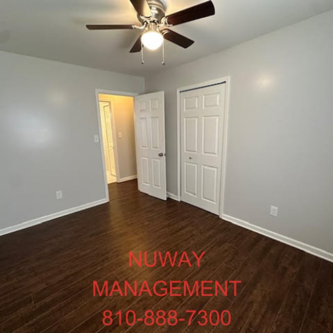 Building Photo - AVAILABLE NOW - 3 bedroom house in Grand Blanc