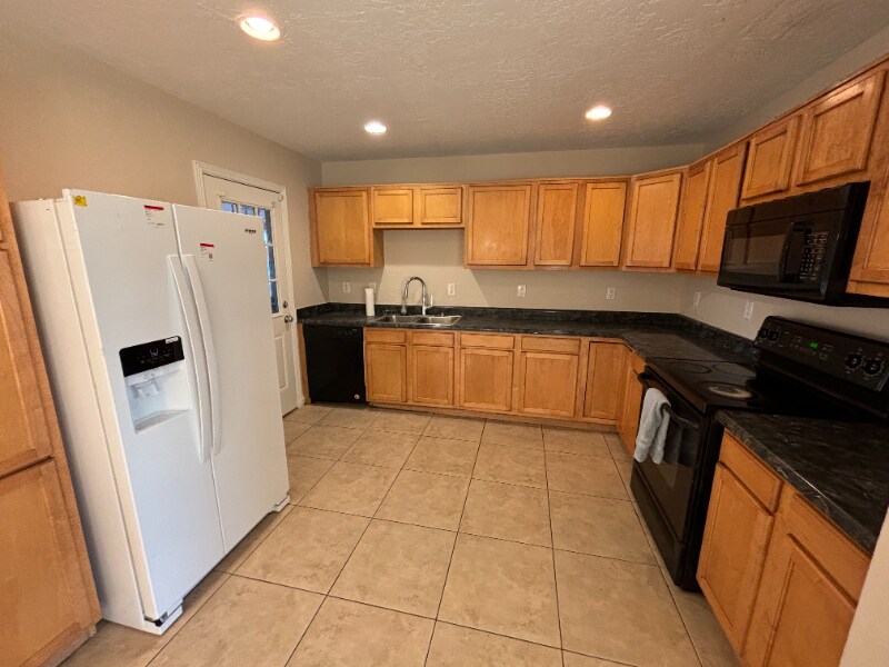 Building Photo - 8527 N 31st Dr