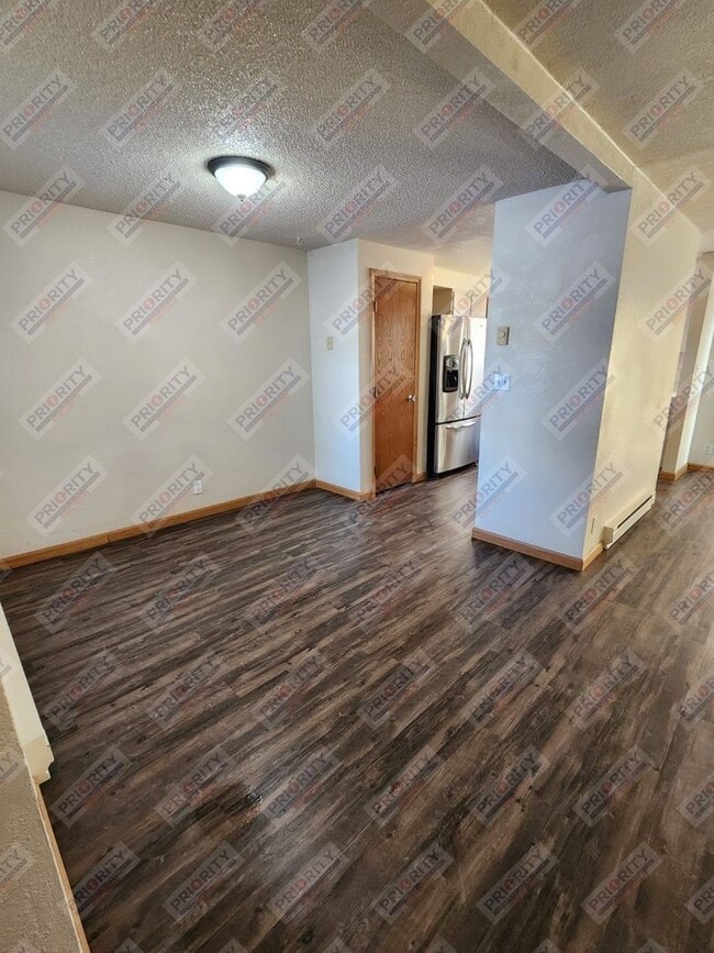 Building Photo - Townhome for Rent