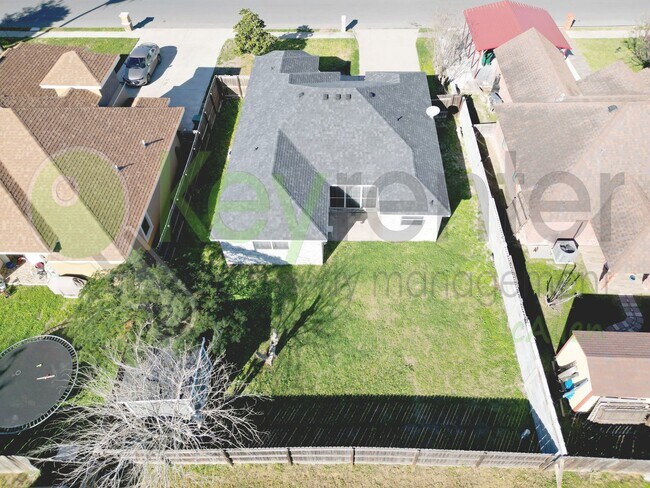 Building Photo - Beautiful 4B/2B Home in Pharr