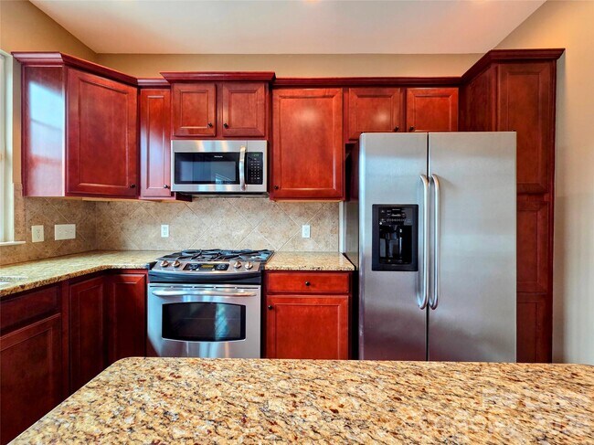 Building Photo - 1114 Drayton Ct