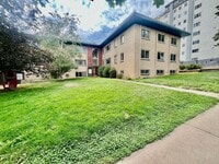 Building Photo - Charming Condo in Capitol Hill