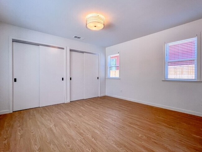 Building Photo - Beautifully Remodeled Three Bedroom Home