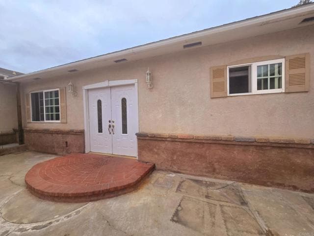 Building Photo - 6805 Rolando Knolls Dr