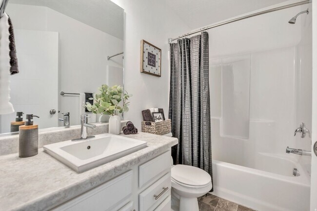 Building Photo - Charming 3 Bed Herriman Home Near Mountain View Village!!