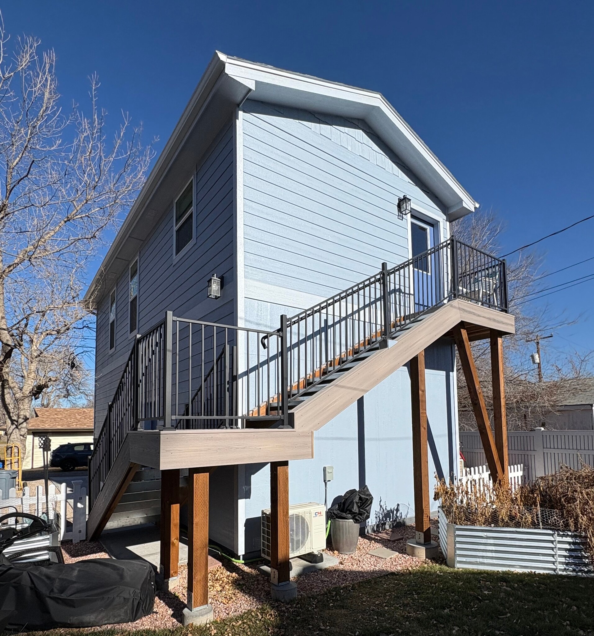 View of apartment - 621 4th St