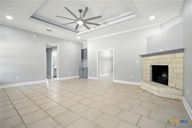 Building Photo - 4005 Midway Dr