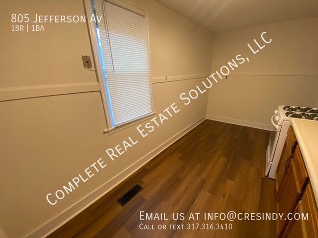 Building Photo - 805 Jefferson Ave
