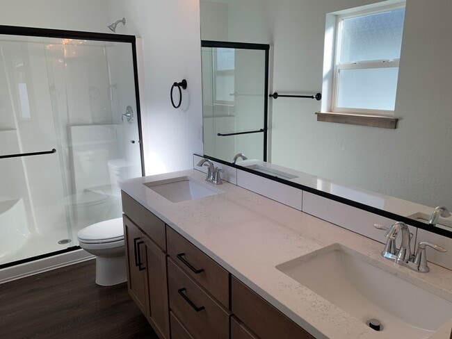 Building Photo - Rathdrum Rancher