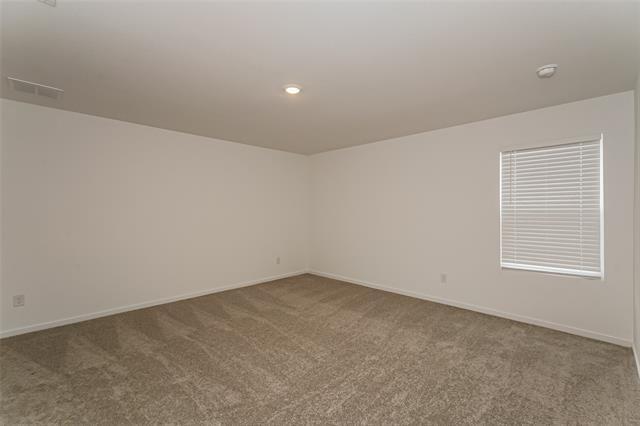 Building Photo - 1124 Tufted Dr