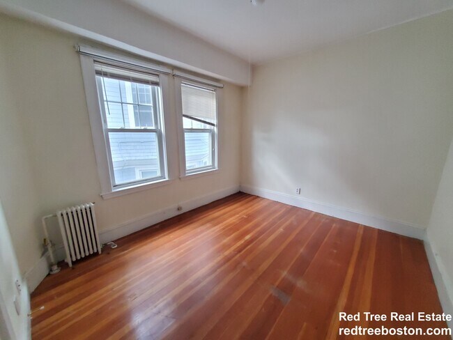 Building Photo - 98 Westbourne Terrace