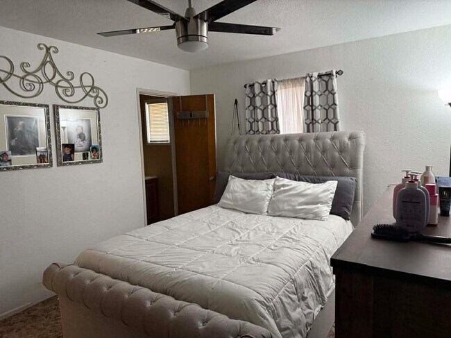 Building Photo - 1408 S Adams Ave