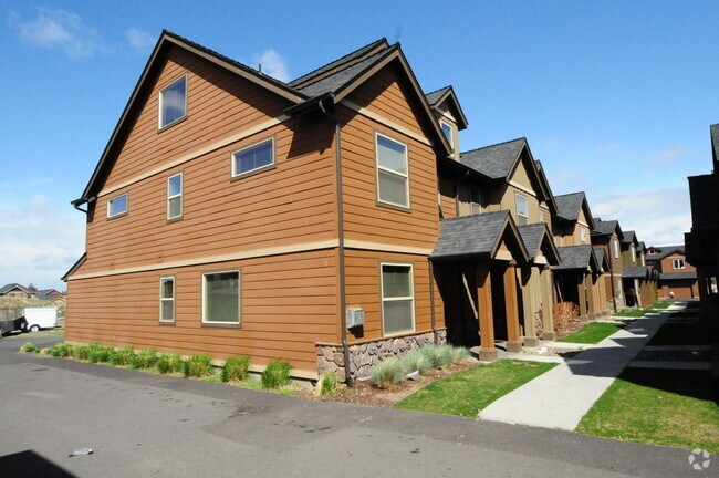 Primary Photo - Fairhaven Vista