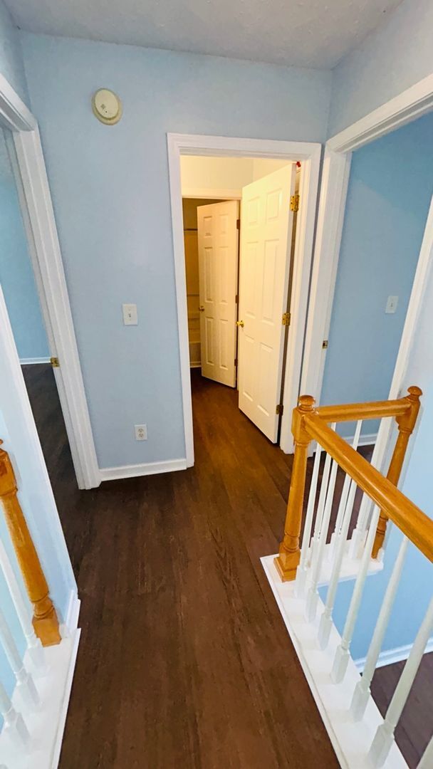 Building Photo - 1818 Pinehurst View Ct SW