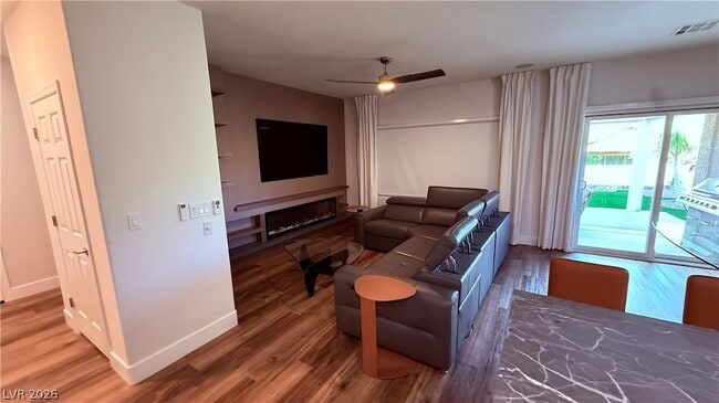 Building Photo - 3065 Olivia Heights Ave
