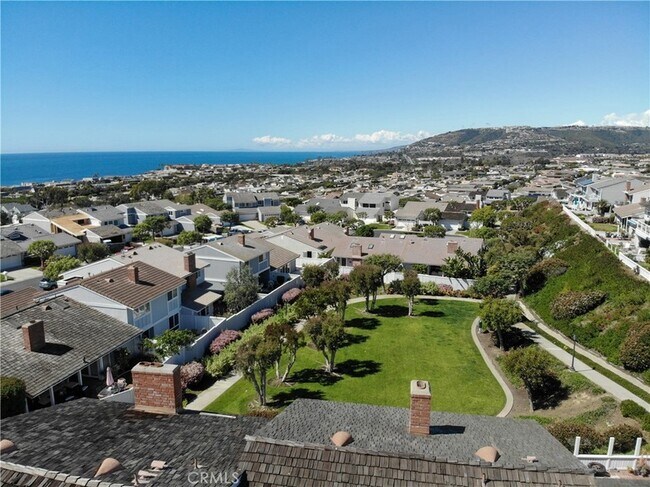 Building Photo - 33925 Faeroe Bay