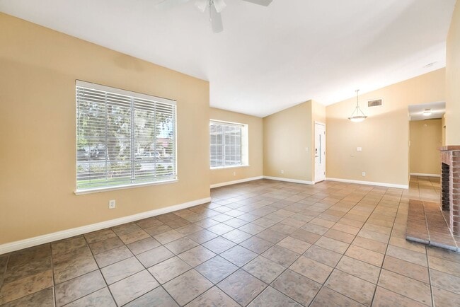 Building Photo - Spacious Single-Story Living with Oversized Lot and Dual Living Areas!