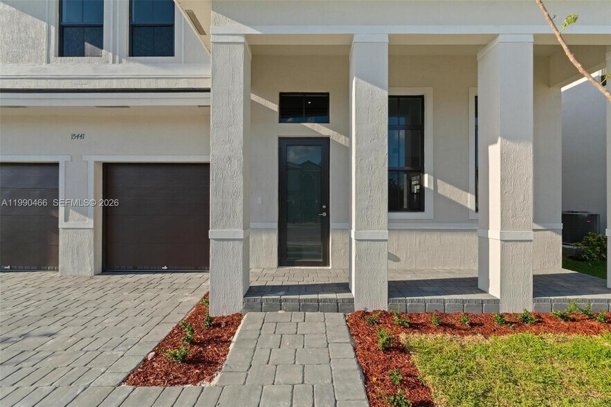 Building Photo - 15441 SW 20th Ln