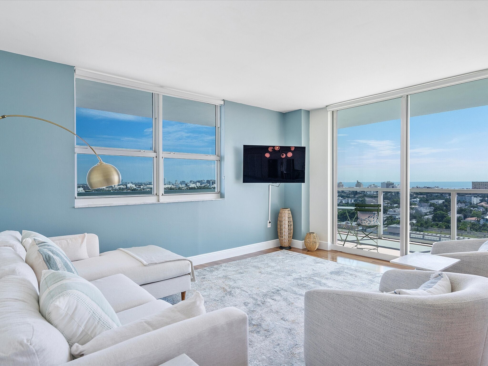 Building Photo - 650 West Ave