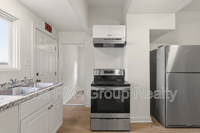 Building Photo - 27 S Jefferson St