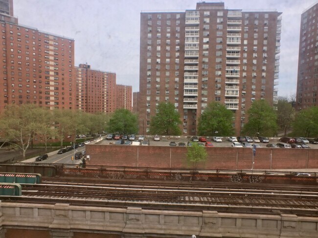 Floorplan - 3135 Broadway