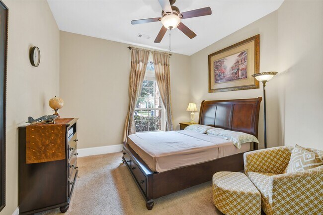 Building Photo - 28606 Rolling Ridge Dr