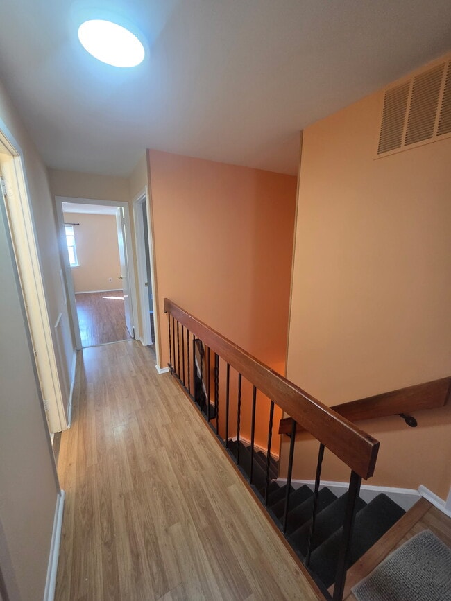 Building Photo - 1724 Rachael St