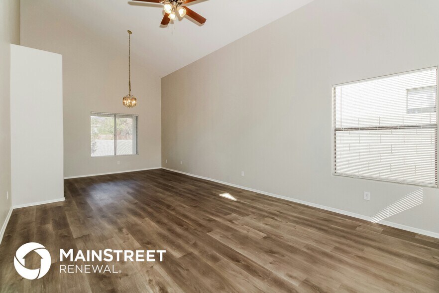 Building Photo - 8989 N Tiger Eye Way