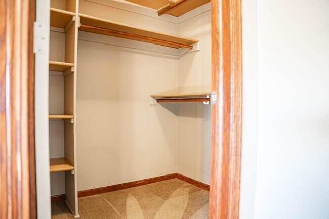 Building Photo - 1139 SW 6th St