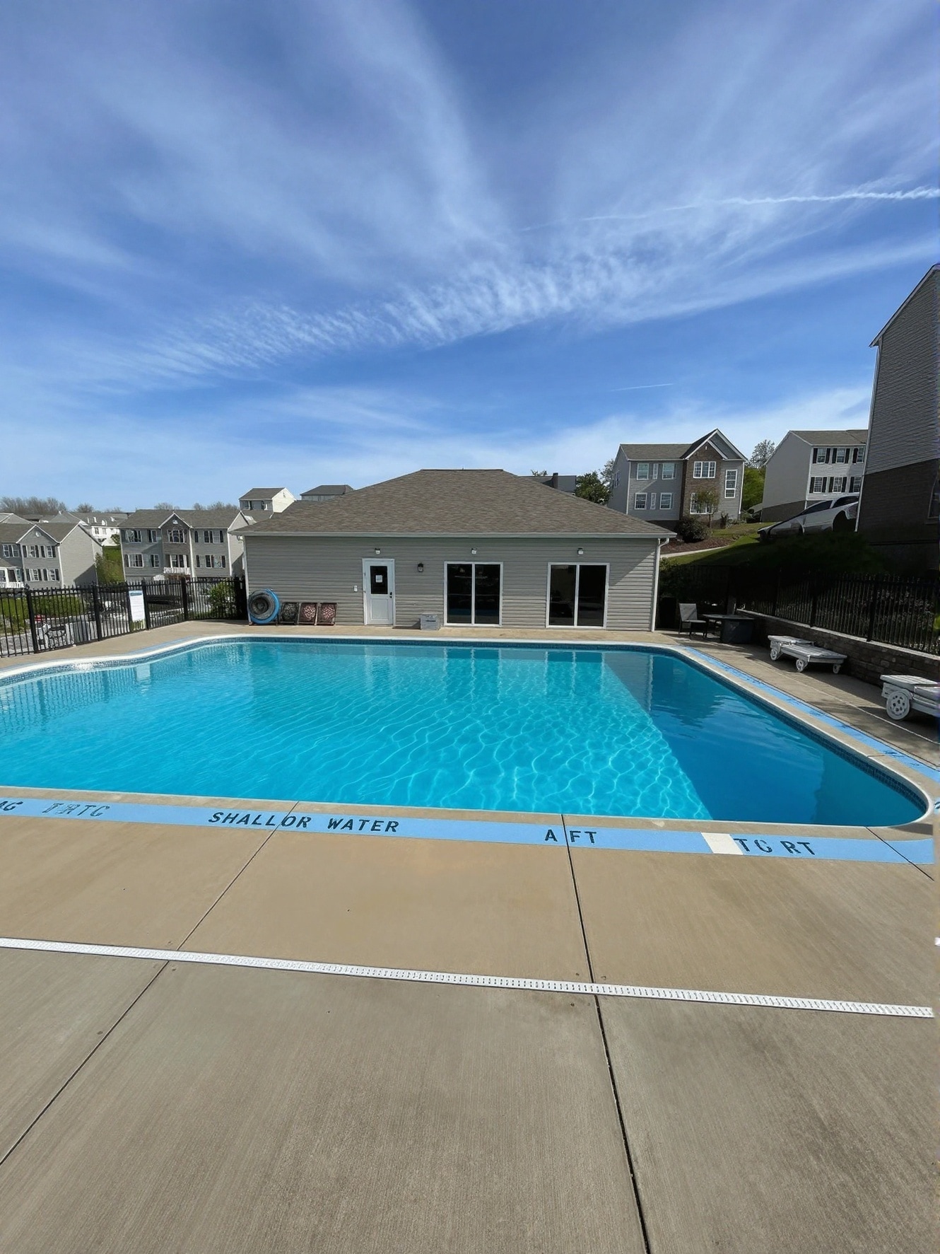 Building Photo - 680 Freedom Dr