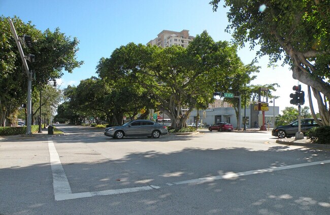 Building Photo - 2280 SW 32nd Ave