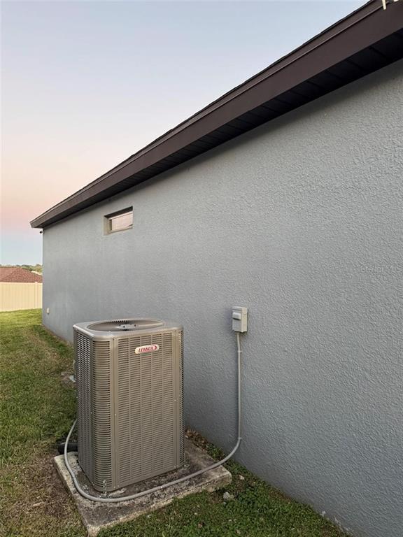 Building Photo - 748 Citrus Isle Dr