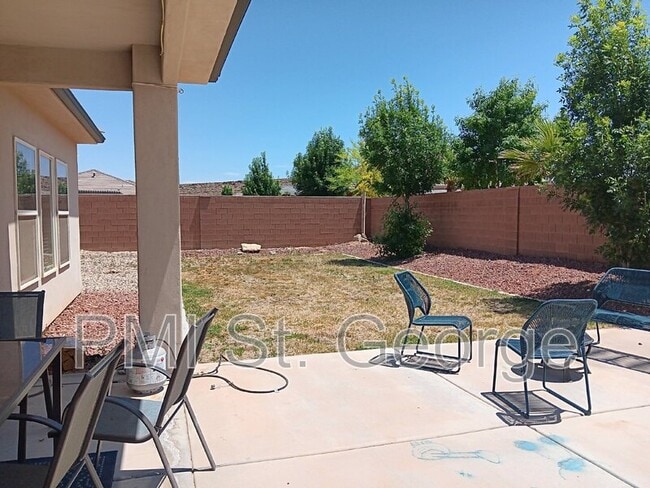 Building Photo - 3304 East 3050 S St