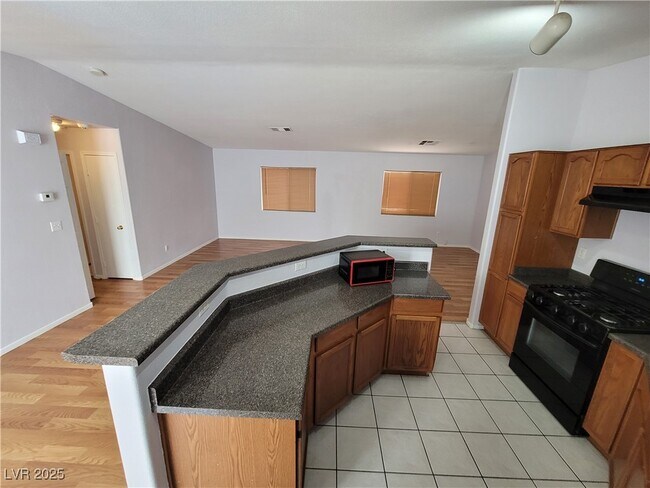Building Photo - 5228 Mineral Lake Dr