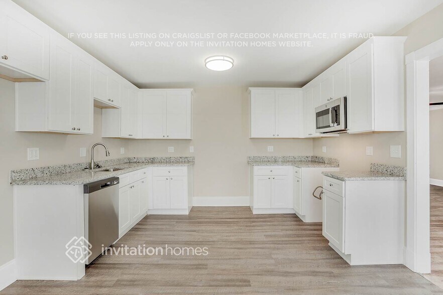 Building Photo - 869 Market Way
