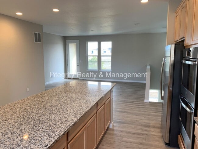 Building Photo - 3598 Cerf Wy